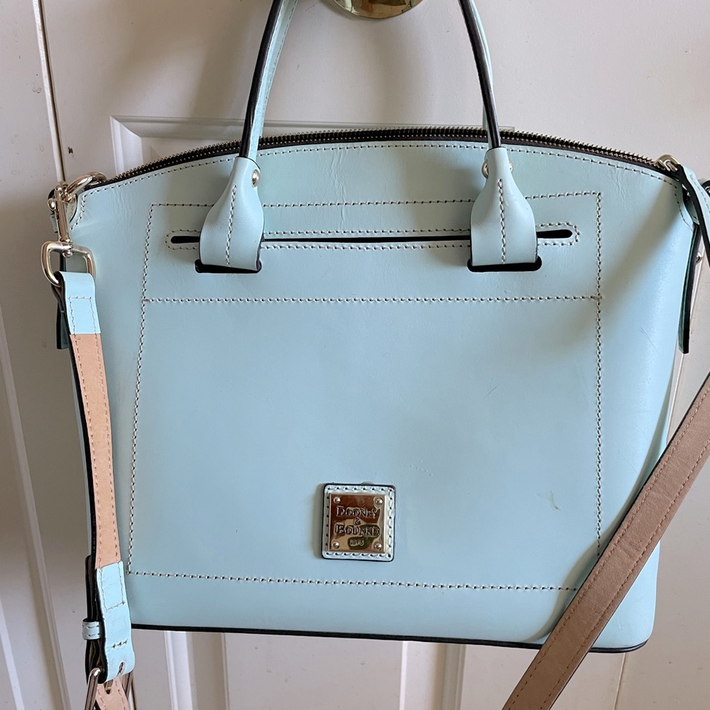 *USED* Authentic Dooney & Bourke Domed Satchel